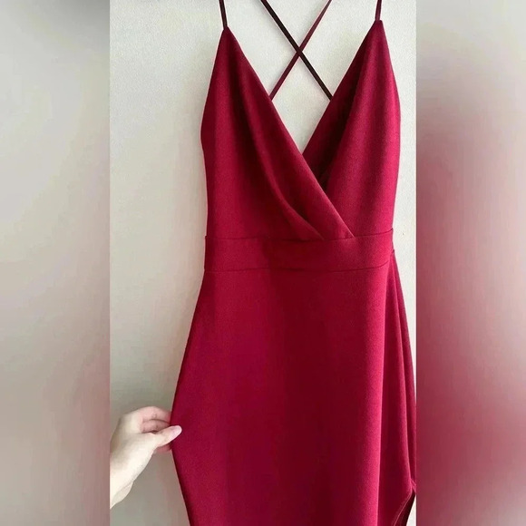 Windsor Strappy Dress Asymmetrical Slit, Red Wine Cocktail Dress, Size Small - Picture 8 of 16